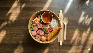 Hình ảnh Bún Nem Nướng Và Chả Giò Tôm thịt 