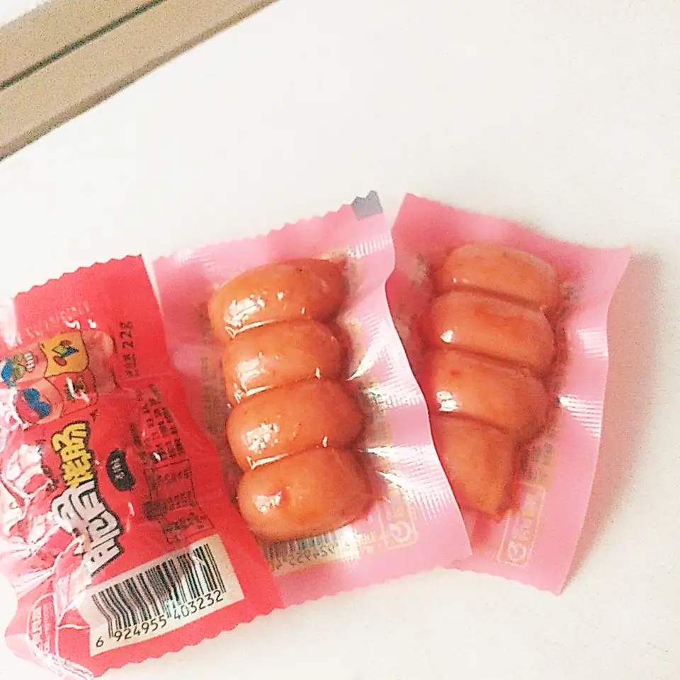 Hình ảnh Xúc xích sụn gà viên