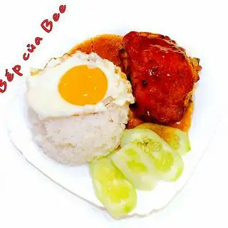 Hình ảnh Cơm gà nướng - trứng ốp