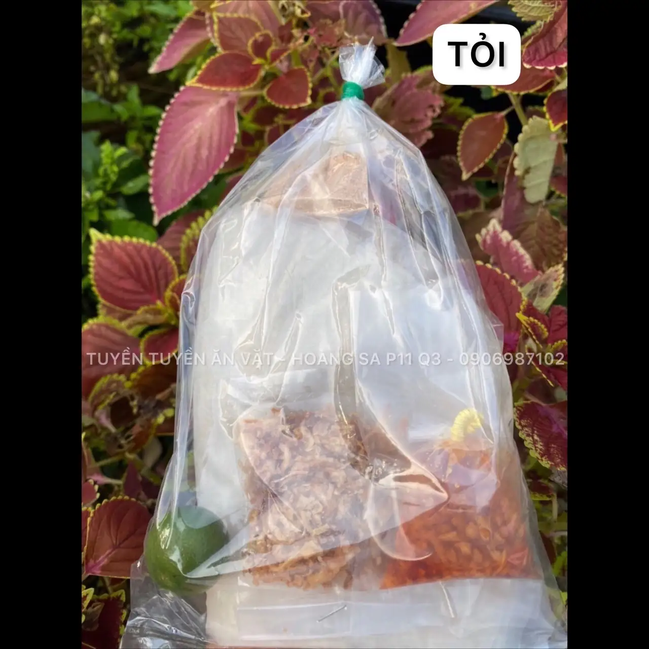(ÍT CAY) Bánh tráng phơi sương dẻo dai muối nhuyễn tỏi hành phi tắc - 23.000 ₫ tại Bánh Tráng & Ăn Vặt - Tuyền Tuyền