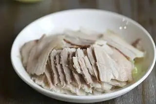 Thịt nạt thêm - 10.000 ₫ tại Bún Riêu & Canh Bún Di Dũng - Phan Anh