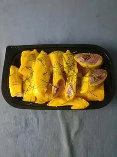 Hình ảnh 1/2 Con Gà Ủ Muối + 1 Ống Cơm Lam