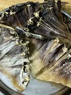 Hình ảnh Khô cá đuối nướng