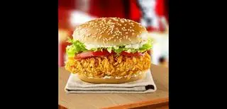 Burger Gà - 30.000 ₫ tại Tommy Kebab - Burger & Gà Rán - Trương Thị Hoa
