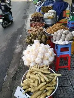mì dẻo hấp cốt dừa-500gram - 30.000 ₫ tại Khoai Lang Hấp Gia Truyền Cúc Hà - Đường Số 8