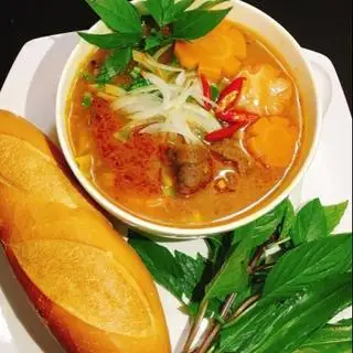 bánh mì bò kho - 47.000 ₫ tại Minh Minh Food - Hòa Bình