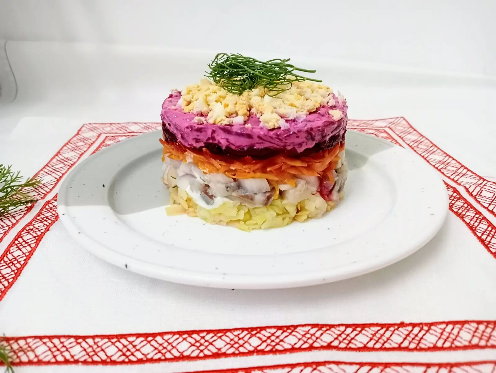 Shuba  Salad - 185.000 ₫ tại DagPie - Russian food and Cake