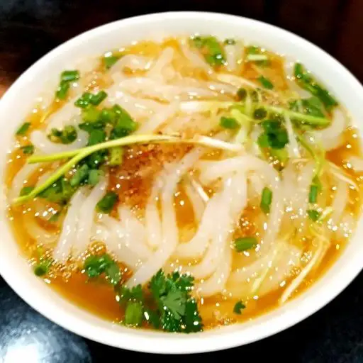 Bánh canh thêm - 20.000 ₫ tại Bánh Canh Cua Mẹ Yuna - Lê Đại Hành