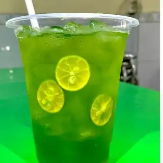 Trà Tắc Thái Xanh+ Trân Châu Trắng  - 25.000 ₫ tại Cơm Gà Xối Mỡ, Trà Tắc & Trà Sữa Thái Hữu Khánh - Mã Lò