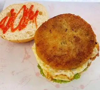 hambugre ga  - 34.000 ₫ tại Bánh Mì, Mì Ý & Ăn Vặt - Đường 28