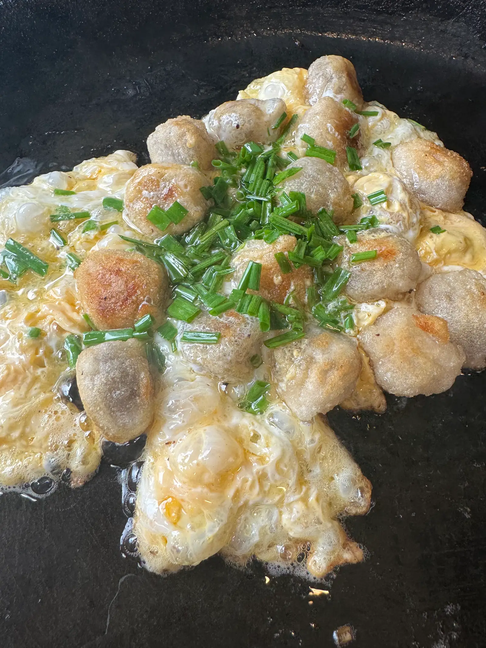[MIX] Há cảo + Bột chiên 01 TRỨNG  - 40.000 ₫ tại Bột Chiên Giòn Giòn & Nui Xào Bò - Nguyễn Thượng Hiền
