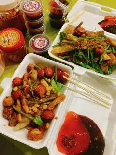 Hình ảnh Combo mix xào bơ tỏi tóp mỡ giòn