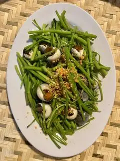 Hình ảnh Ốc mỡ xào rau