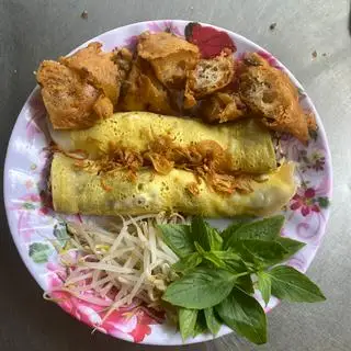 Hình ảnh Bánh cuốn trứng bánh tôm