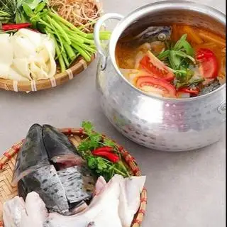 Lẩu đầu cá hồi - cho 3-4 người - 299.000 ₫ tại Cơm - Lẩu Cá Hồi Nhà Hạnh 2 - Tôn Thất Thuyết