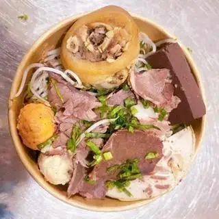 Hình ảnh 2 bún bò Huế - 2 bún bò Huế không móng