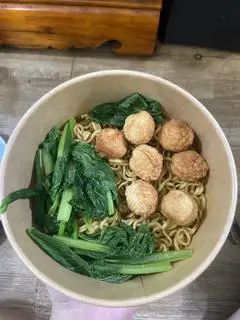 Hình ảnh Mì Trộn Cá Viên 