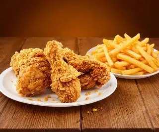 Hình ảnh Combo đùi gà - khoai tây chiên