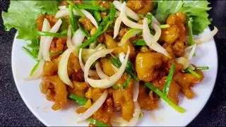 Hình ảnh chân gà rút xương chiên mắm