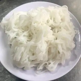Bún Thêm - 9.000 ₫ tại Bún Riêu Cua, Bánh Cuốn & Bánh Ướt Quán Ngon - Lạc Long Quân