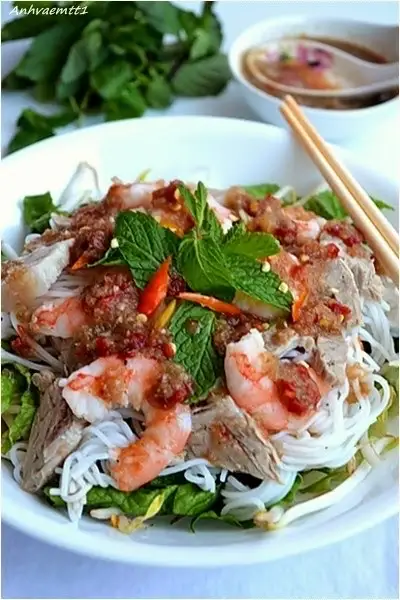 Bún mắm nêm tôm thịt luộc - 48.000 ₫ tại Bếp Ăn Mẹ Nhím - Gỏi Cuốn, Chả Cuốn & Bún Mắm Nêm - Nguyễn Thái Bình