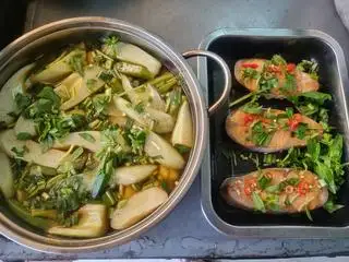 Canh chua cá hú - 42.000 ₫ tại Cơm Loan - Nguyễn Tất Thành