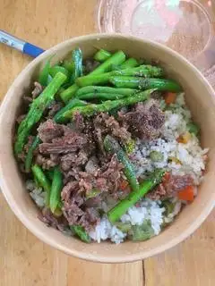Cơm bò xào măng tây - 65.000 ₫ tại Súp Tươi - Cơm Văn Phòng - Hòa Hưng