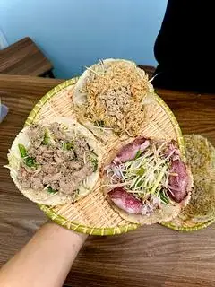 Hình ảnh Bánh xèo bò