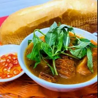 phá lấu chén lớn+ bánh mì  - 63.000 ₫ tại  Phá Lấu Bò Như Ý - Lão Tử