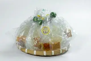 Hình ảnh Bánh Tráng Trộn Muối Sa Tế Tỏi 