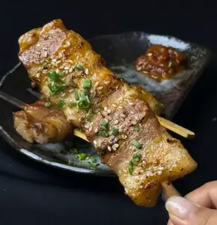 Ba rọi heo xiên nướng - 31.320 ₫ tại MOMOSON Ramen & Grill - Trần Hưng Đạo