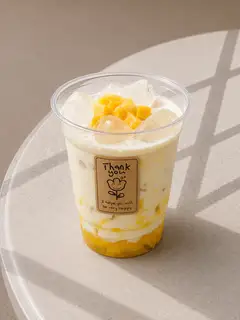 Lục trà sữa xoài - 26.000 ₫ tại Miu Matcha & Coffee - Phan Văn Hân
