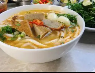 Bánh Canh Siêu Chả Cá Trứng Cút (8 miếng Chả Cá) - 52.000 ₫ tại Bánh Canh Cô Chánh - Bánh Canh Chả Cá - Nguyễn Trãi