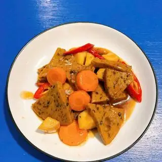 Hình ảnh Giò kho nấm - suất