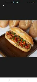 Hình ảnh Bánh mì chả cá nóng