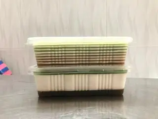 Hình ảnh Combo 2 hộp(1 hộp rau câu sợi giòn sựt sựt+1 hộp rau câu nhiều lớp)