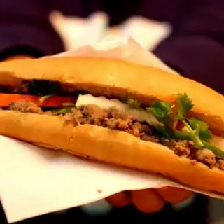 Hình ảnh Bánh mỳ pate