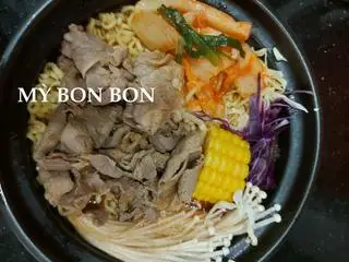 Hình ảnh Mì kim chi bò cay