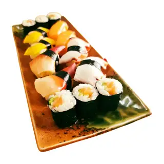 Sushi Combo 2  - 209.000 ₫ tại Tokyo Izumi Sushi & Sashimi - Phan Văn Hân