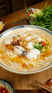 Bánh canh Mực - bột gạo - 50.000 ₫ tại Bánh Canh Huế Dì Xíu - Bánh Canh Cá Lóc & Bánh Canh Hải Sản - Vạn Kiếp