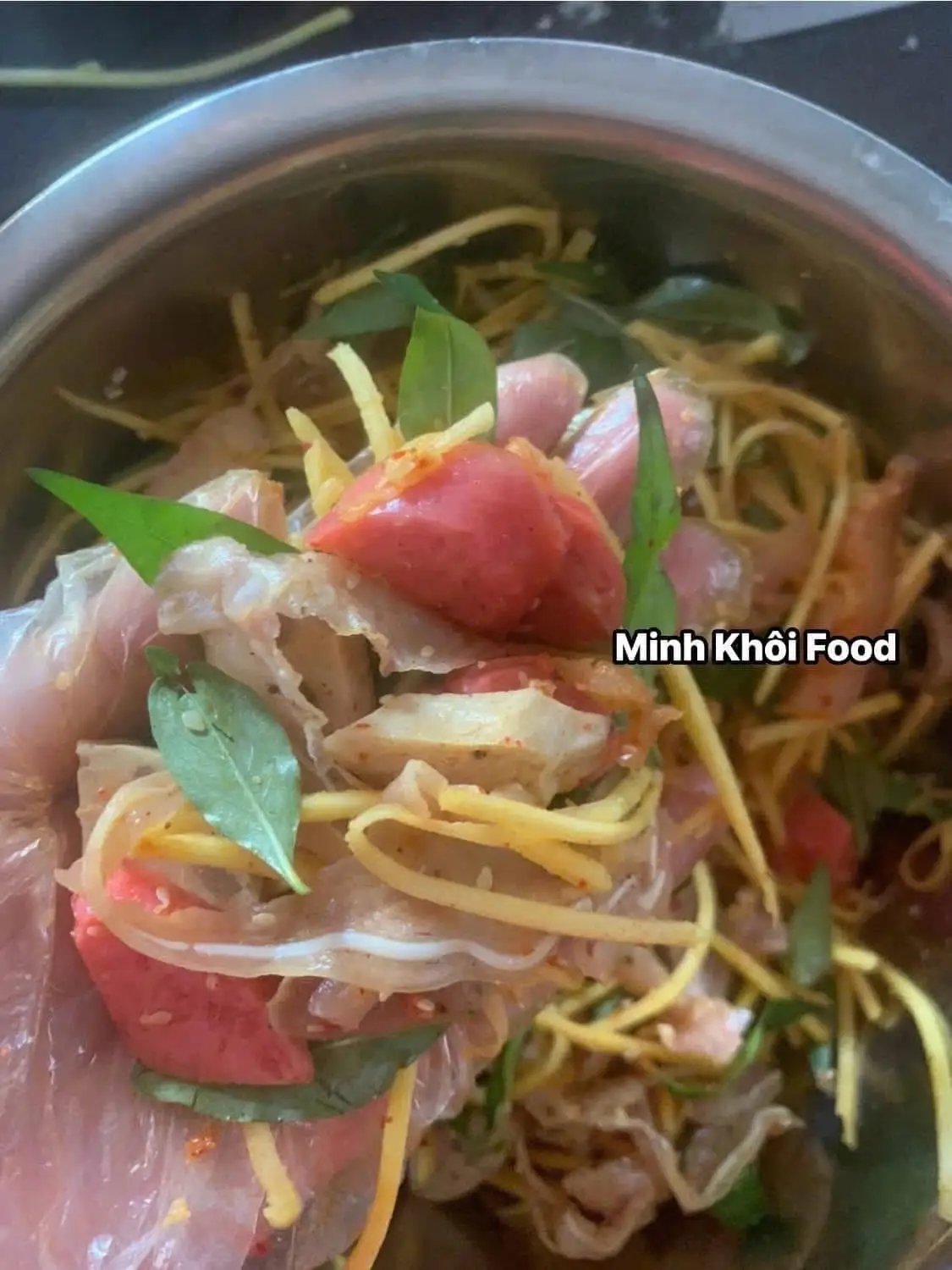 Tré Trộn Đặc Biệt ( tặng bánh phồng ) - 155.000 ₫ tại Chân Gà Sốt Thái Minh Khôi Food - Phạm Văn Hai