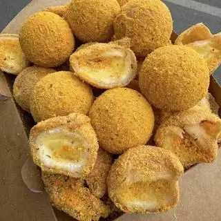 Hình ảnh Cheese Ball - Viên Khoai Tây Nhân Phô Mai ( 5 viên + 1 sốt tự chọn )