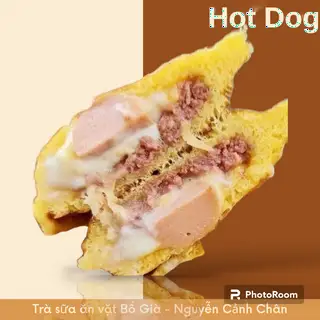 Hot dog thập cẩm ( không phô mai ) - 18.000 ₫ tại Trà Sữa & Ăn Vặt Bố Già - Nguyễn Cảnh Chân