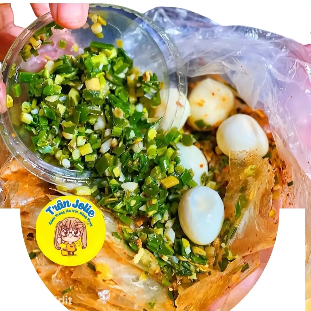 Bánh Tráng Mỡ Hành Trứng Cút(trộn sẳn) - 25.000 ₫ tại Bánh Tráng Trân Joilie - Phạm Phú Thứ