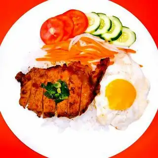 Cơm sườn nướng than 4.0 độc quyền + ốp la - 77.777 ₫ tại Cơm Tấm 365 - Võ Oanh