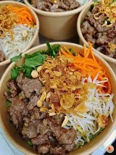 Hình ảnh Bún bò trộn Nam Bộ