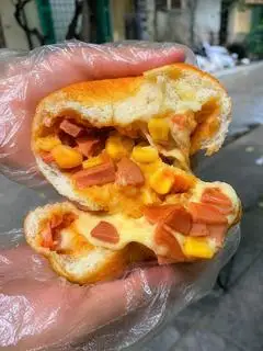 Hình ảnh 3C BAO CHIÊN XÚC XÍCH PHOMAI NHIỀU NHÂN NGON