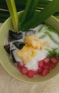 Hình ảnh sương sáo bánh lọt mix thạch củ năng
