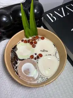 Hình ảnh tàu hủ topping 4 bánh 