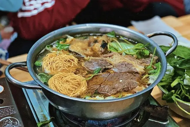 Lẩu Bò Thập Cẩm (2 người) - 210.000 ₫ tại Lẩu Bò 186 - Trường Sa
